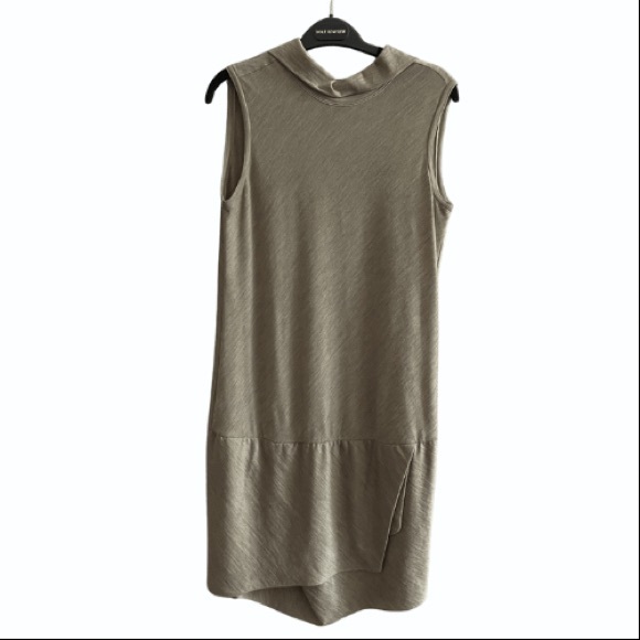 Brunello Cucinelli - Picture 1 of 9